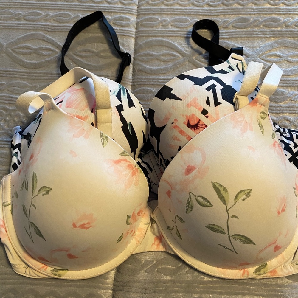 Vs pink bras